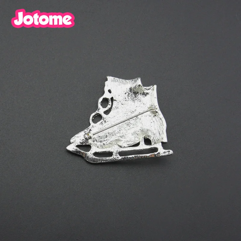 Брошь с эмалью в виде белого конька 10 шт./лот