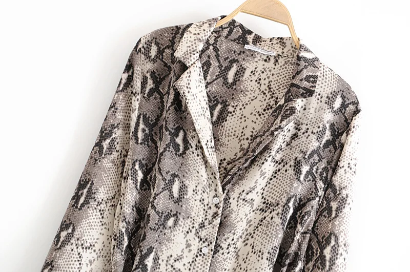 Модная женская блузка новинка 2019 кимоно с принтом змеиной кожи Пляжное в