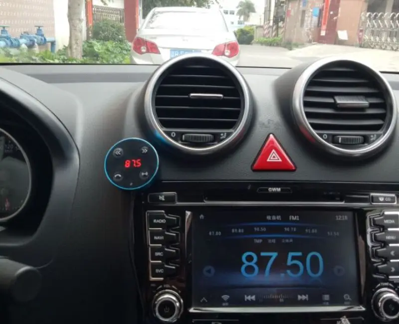 Бесплатная доставка автомобильный комплект с шумоподавлением AUX и FM Bluetooth