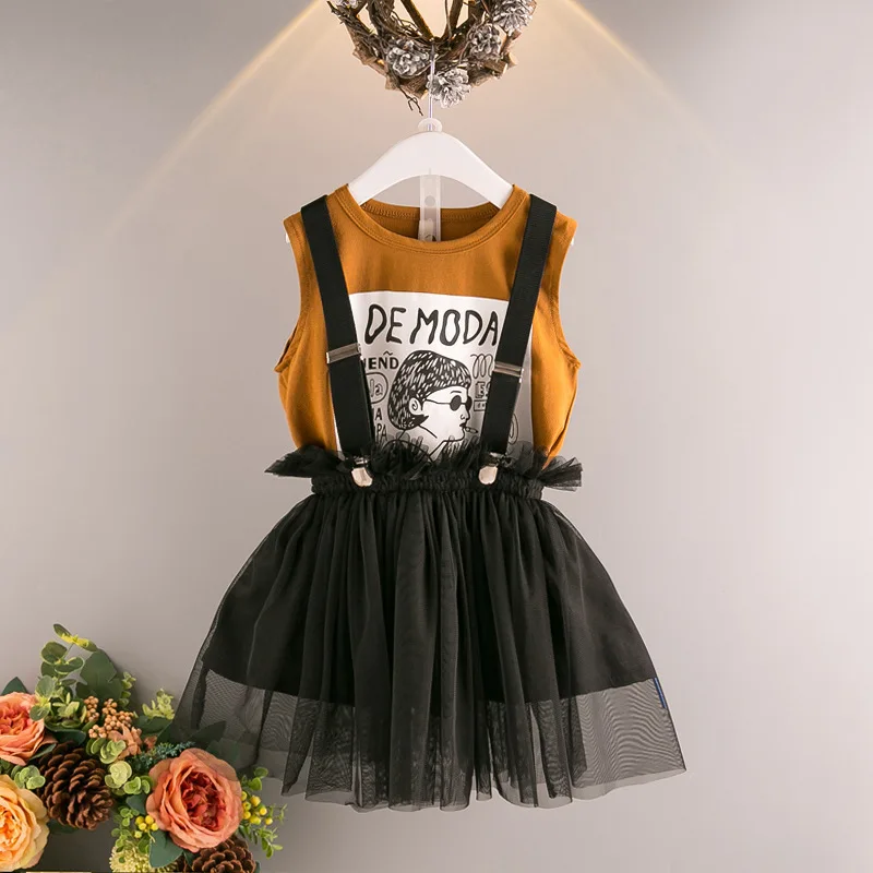 2017 Baby Girl Summer Clothing Set Cartoon Vest Shirts + skirts strap fashion kids Girls Princess Clothes 06 | Детская одежда и