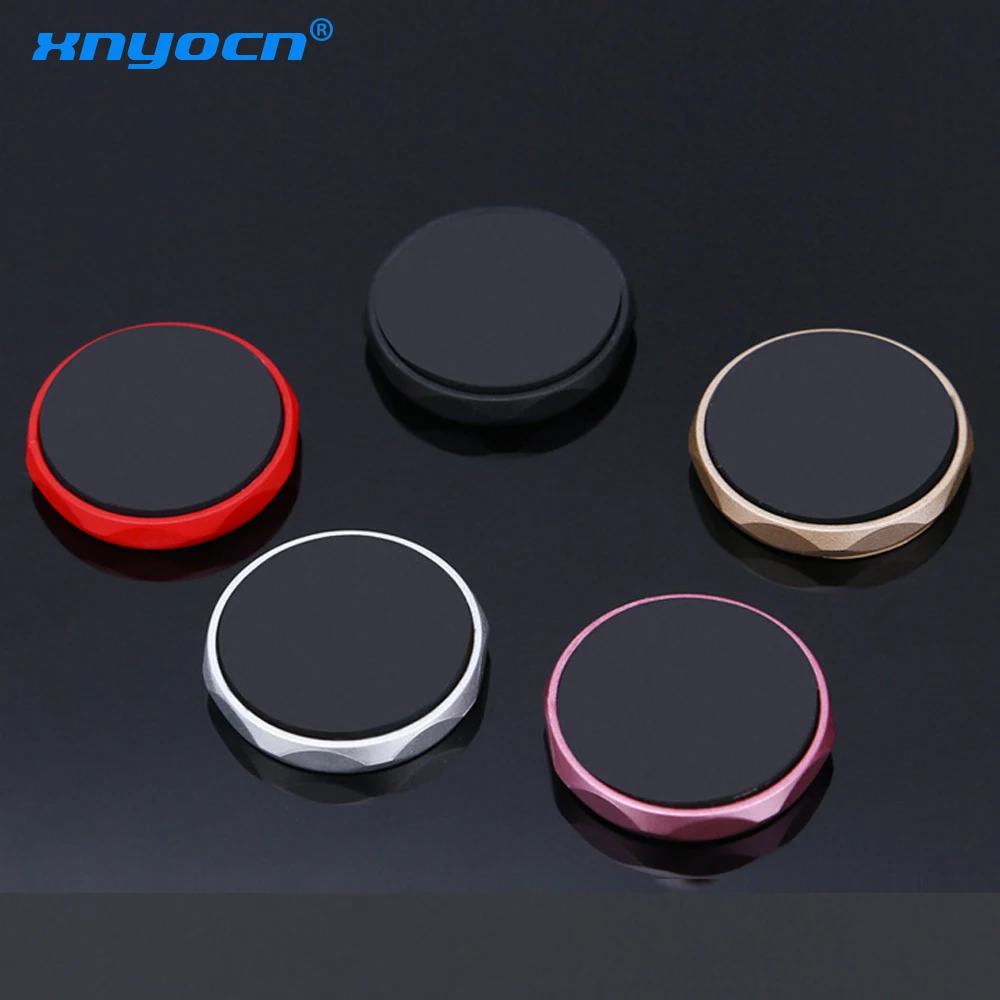 Магнитный автомобильный держатель для телефона универсальный в приборной