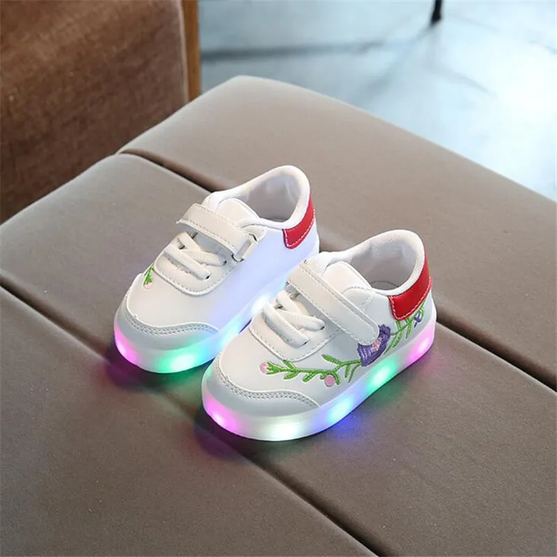 2019 Hot New Autumn Led Lights Girls Kids Colorful Luminous Flat Casual Spring Shoes Sneakers Fashion Children Lighted Boys | Детская