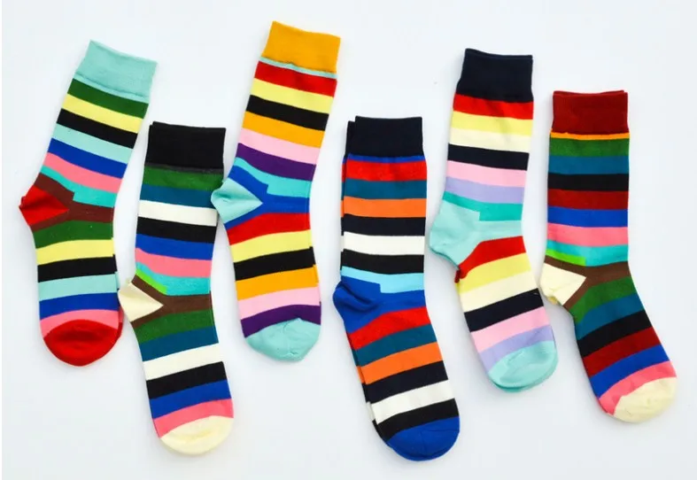 

2018 new happy socks same paragraph hit color striped socks Swedish retro minimalist fashion casual men in tube socks