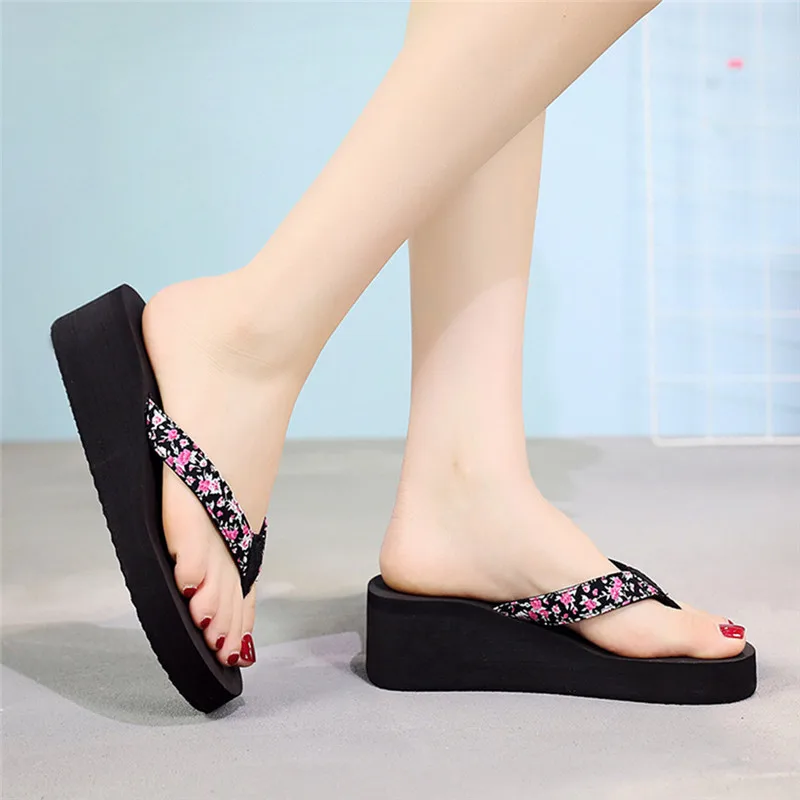 Новинка Летние вьетнамки в богемном стиле с цветами Пляжные шлепанцы на