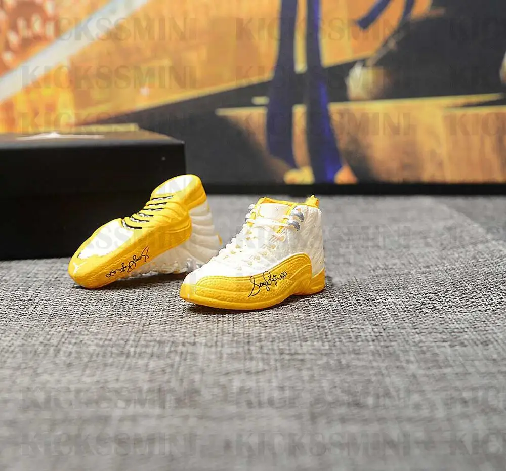 Дропшиппинг Air Jordan 1" серая подписи e" брелок с кроссовком 1/6 масштаб 3D Мини кроссовок JORDAN Брелок В Форме куклы аксессуар - Цвет: a pair(naked shoe)