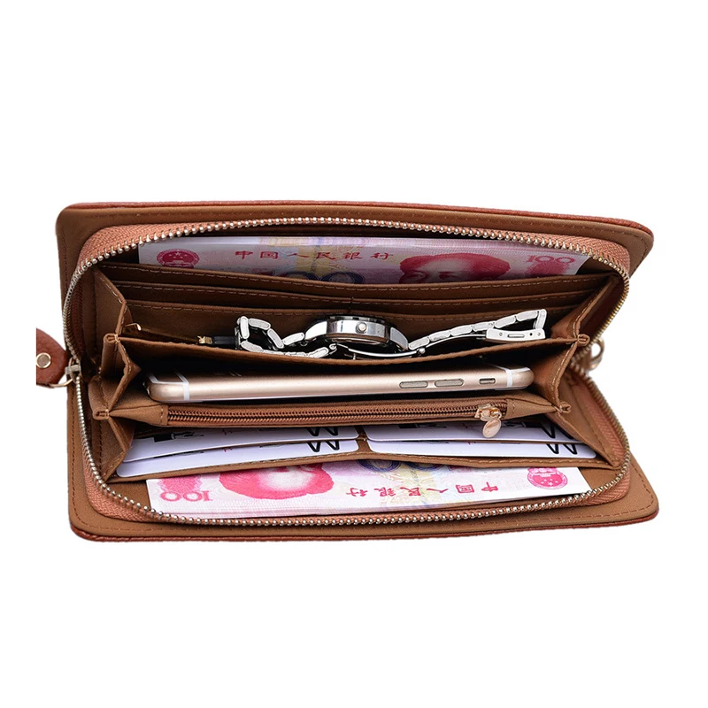 Дизайнерский кошелек от известного бренда Женский из натуральной кожи с