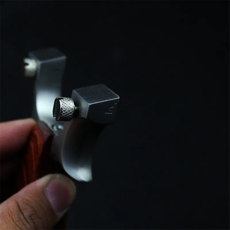 

Professional Hunting Slingshot Stainless Steel Wood Handle Catapult Outdoor Shooting Sling Shot with Flat Rubber Band 2019 New