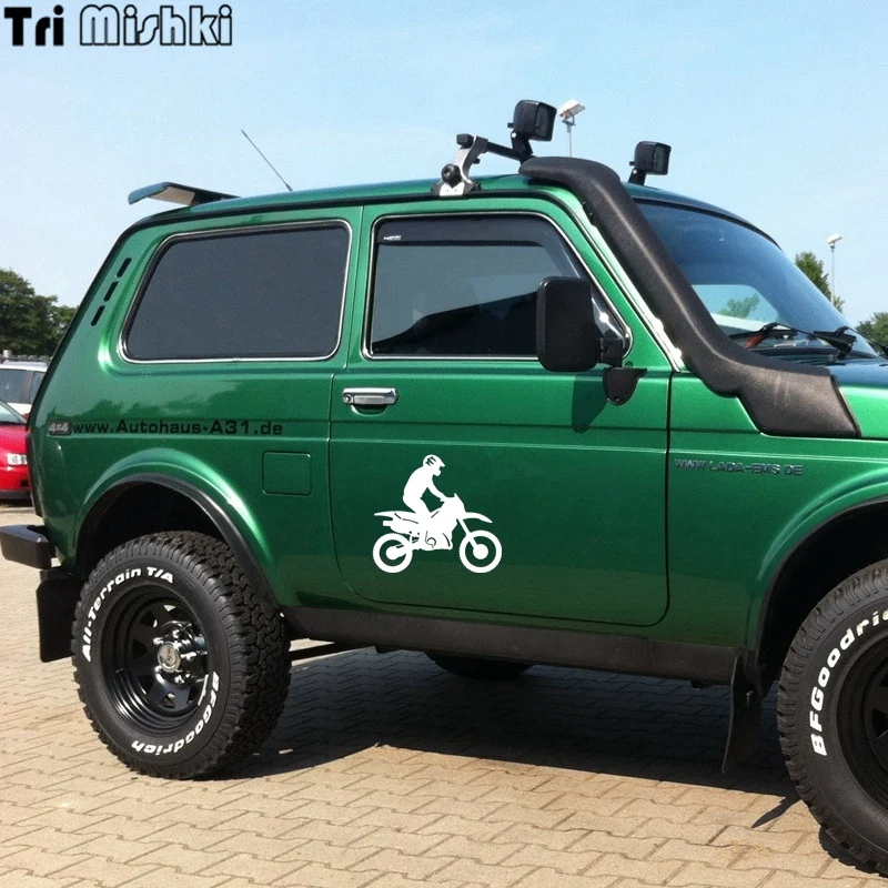 Tri mishki HZX450 15*16,4 см езда Байкер На борте забавная наклейка для автомобилей виниловые наклейки аксессуары для мотоциклов наклейка