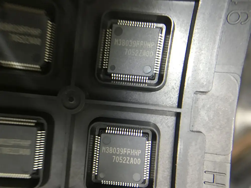 

M38039FFHHP#ZE0K M38039 MCU 3/5V 56K+4K new good quality 64-LQFP