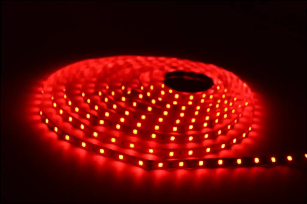 Четырехместный 1 м 2835 5050 RGB светодиодный светильник DC 60 s/m Fiexble водонепроницаемый |