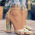 Женские этнические туфли с цветочным принтом, на высоком каблуке