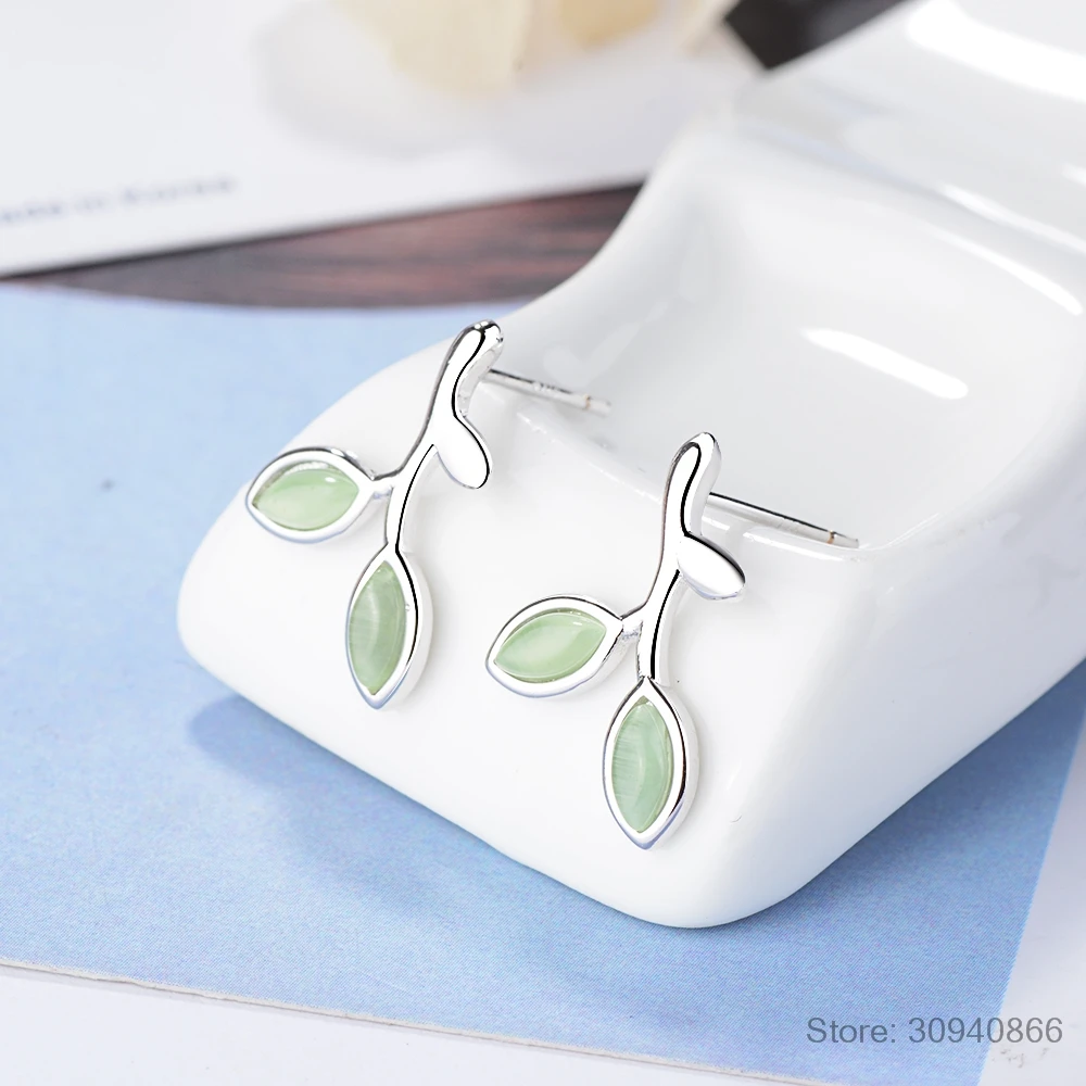 Женские минималистичные серьги-гвоздики из серебра 925 пробы с зелеными опаловыми