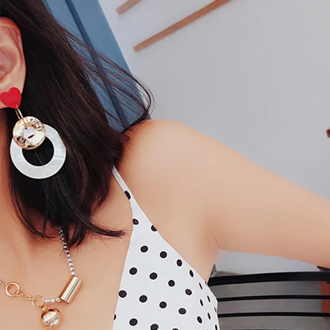 Новое поступление 2017 серьги в виде капель с красным сердцем простые круглые