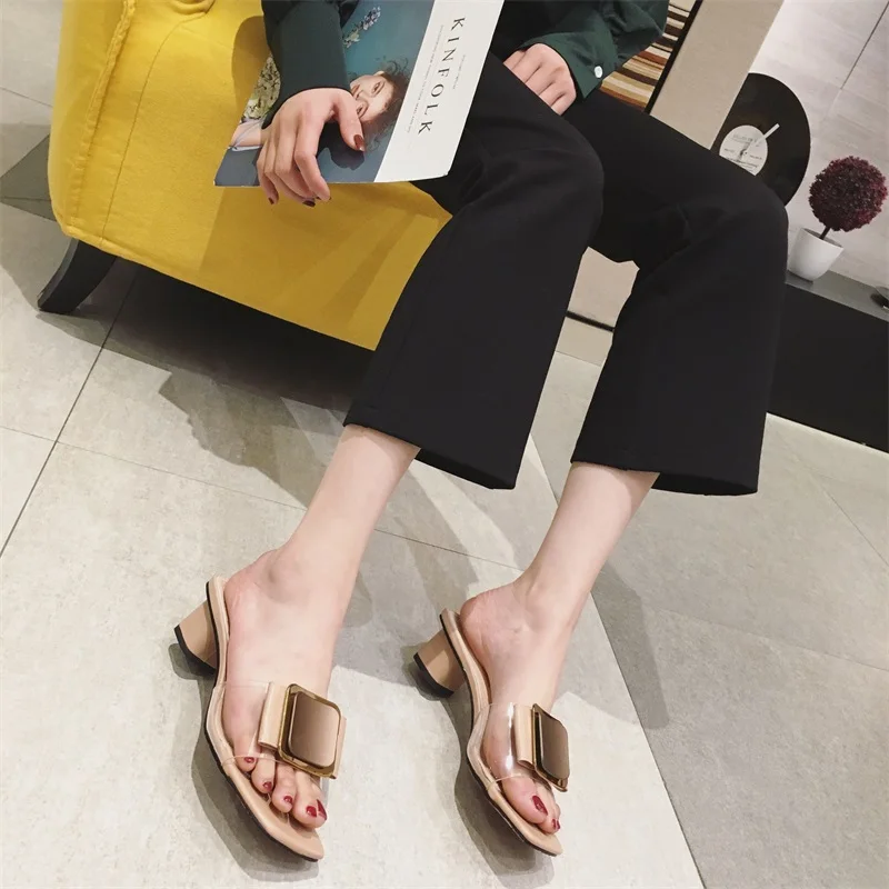 Летние прозрачные женские тапочки Новинка шлепанцы на среднем квадратном