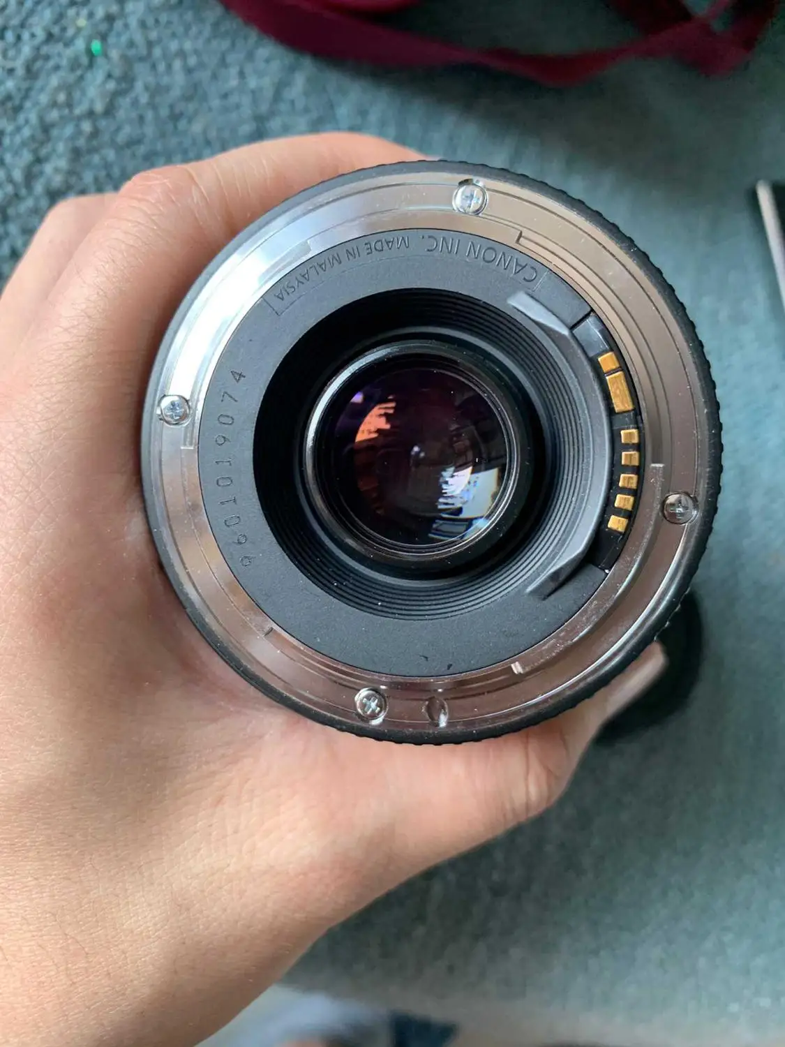 Б/у телеобъектив Canon EF 75-300 мм f/4-5,6 III для зеркальных фотокамер Canon