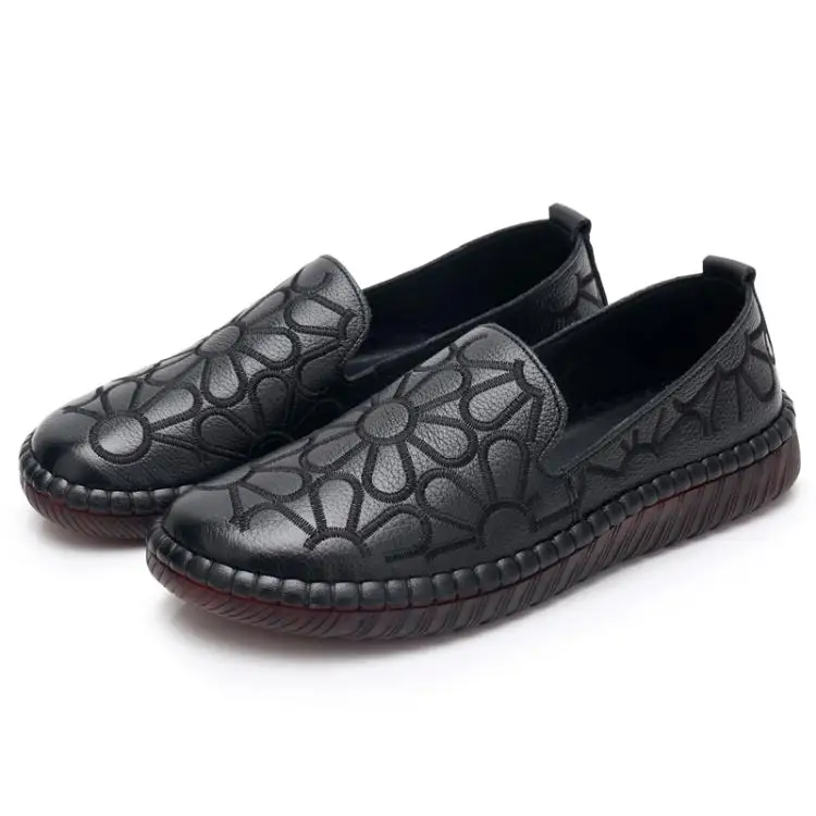 GKTINOO Casual Genuine Leather Flat Shoe Flower Slip On Driving Shoe Female Moccasins Embroider Flats Lady Pregnant Women Shoes