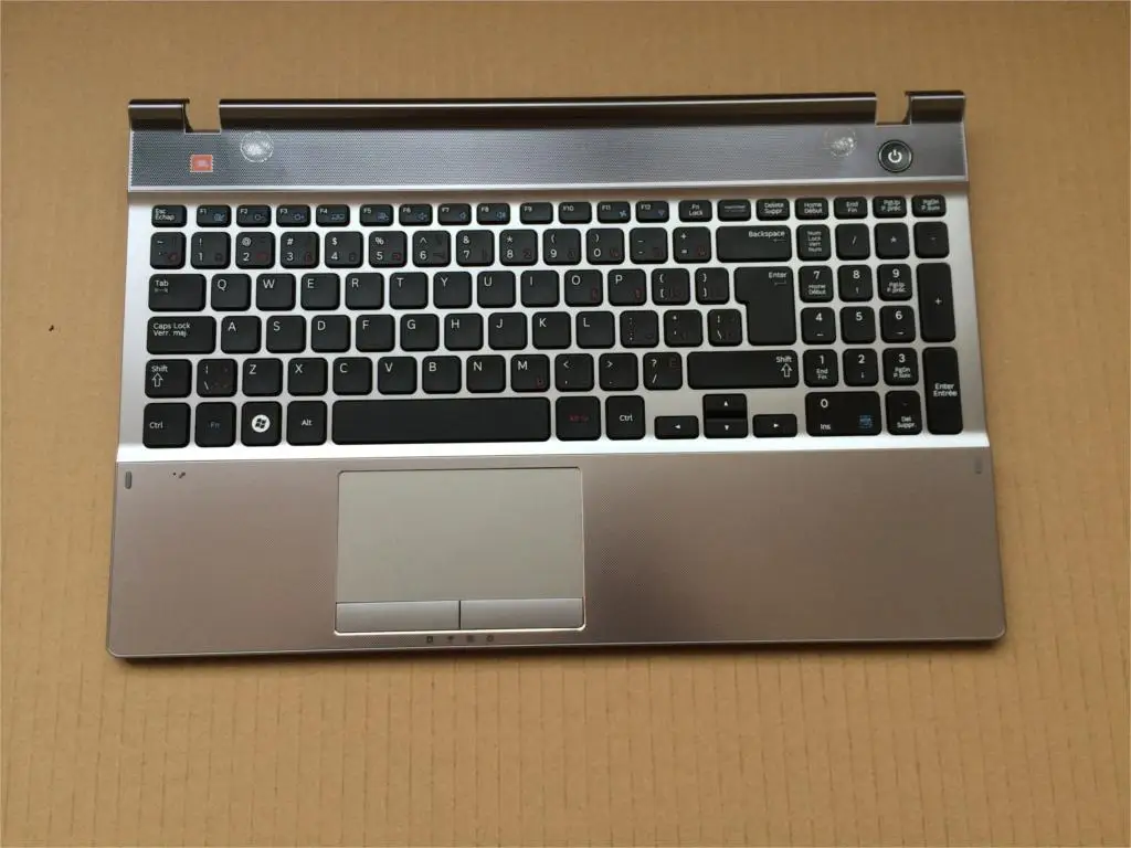 Клавиатура для ноутбука samsung NP550P5C с корпусом c