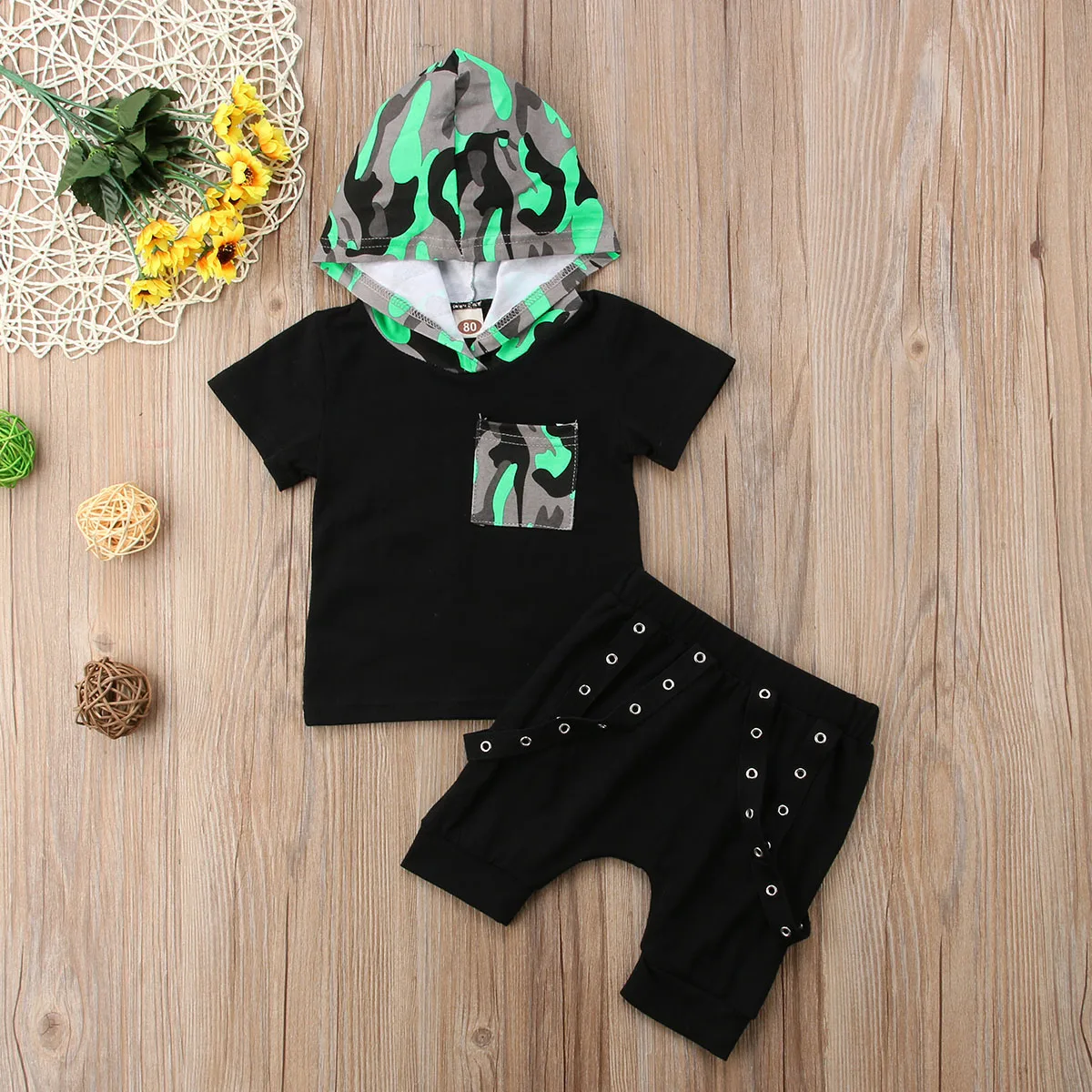 Одежда для маленьких мальчиков летняя одежда в стиле пэчворк топ с капюшоном +