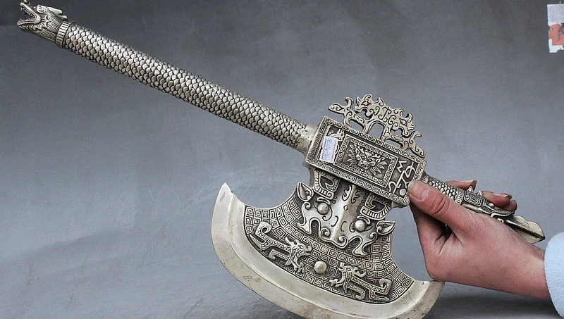 19&quot Ancient China Silver Dragon Lion Beast Hand Shank Weapon Axe Hatchet Statue | Дом и сад