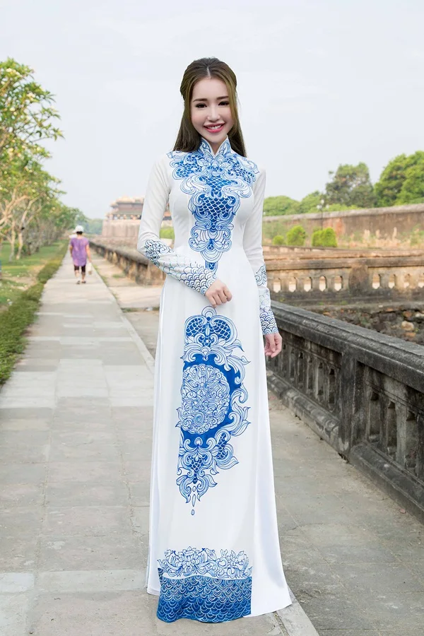 Вьетнамское традиционное платье Ципао aodai сине белый фарфор|Одежда Азии и