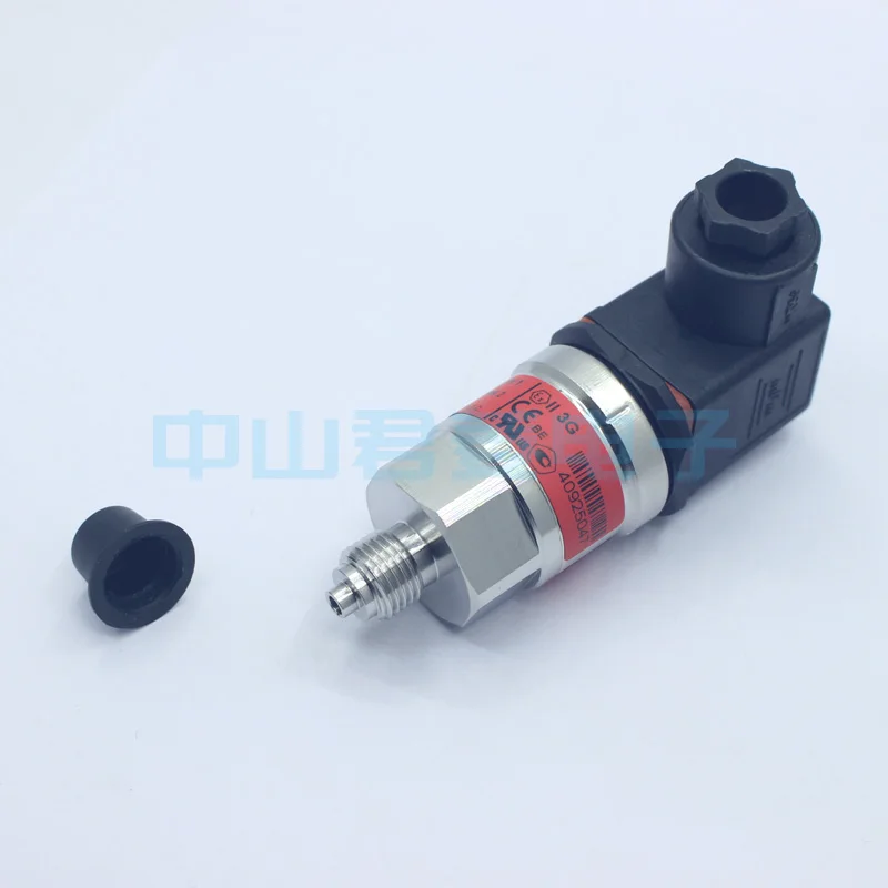 Датчик давления Danfoss MBS 3000 060G1125 оригинальный точечный высокого качества
