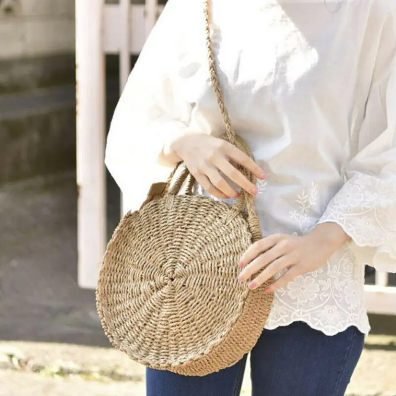 Женская круглая соломенная сумка мессенджер плетеная лоза из ротанга в стиле