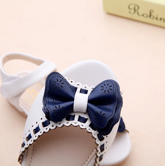 2017 летние новые корейские сандалии для девочек обувь принцессы с бантом детская