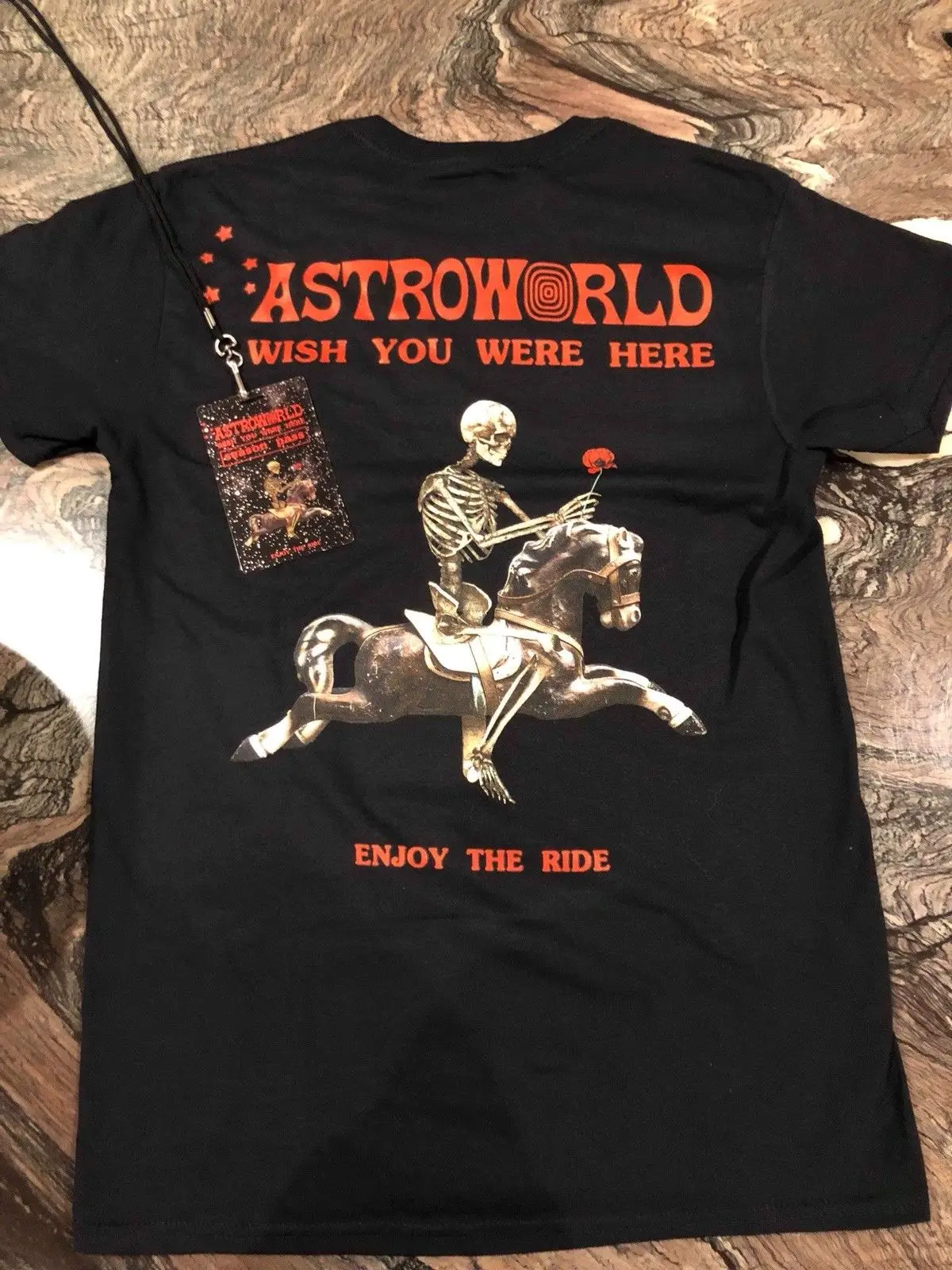 Футболка Трэвиса Скотта ASTROWORLD и Сезонный абонемент! (S/M/L) TOUR MERCH эксклюзивная