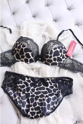S39 Smoothens Sexy and Comfortable Leopard Push-up Dapperly Bra Set Women's Underwear Black White | Женская одежда