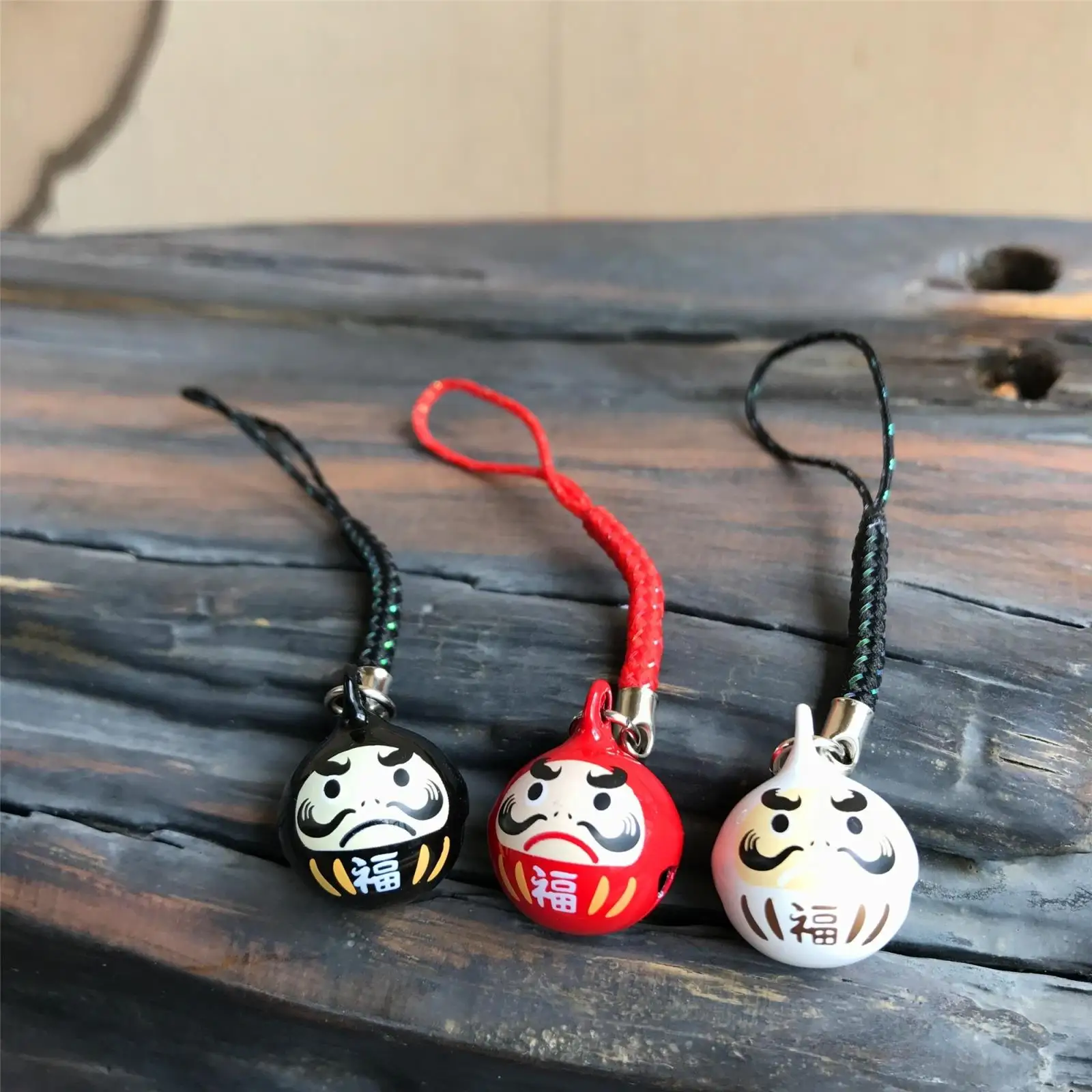 Японский кулон в виде колокольчика Omamori Damo Dharma подвеска на цепочке для телефона