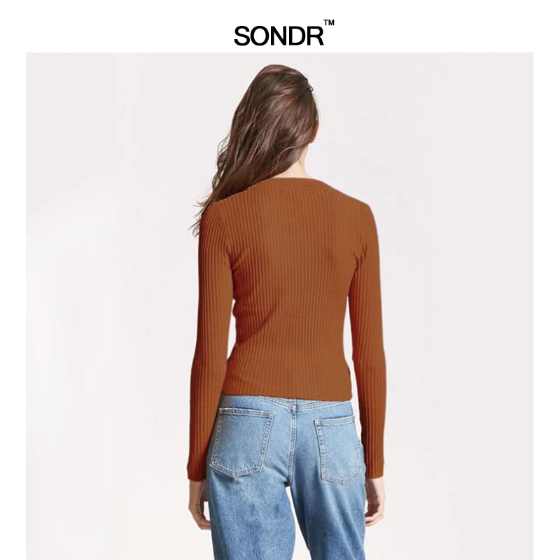 Женская трикотажная рубашка с длинным рукавом и V-образным вырезом | одежда