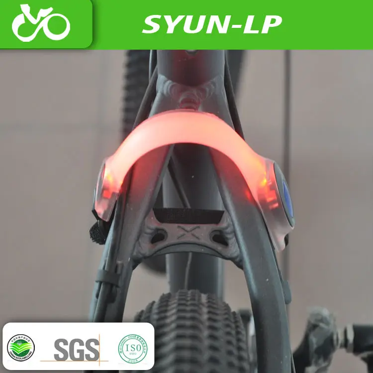 

High light LED move out door 2 mold battery safe guard bike flash light