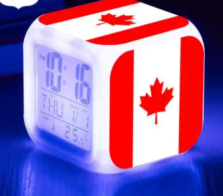 Пластиковые часы 8*8*8 см канадский флаг светодиодный Будильник Clockmaple leaf цифровые часы reloj despertador настольные часы лампы рождественские игрушки