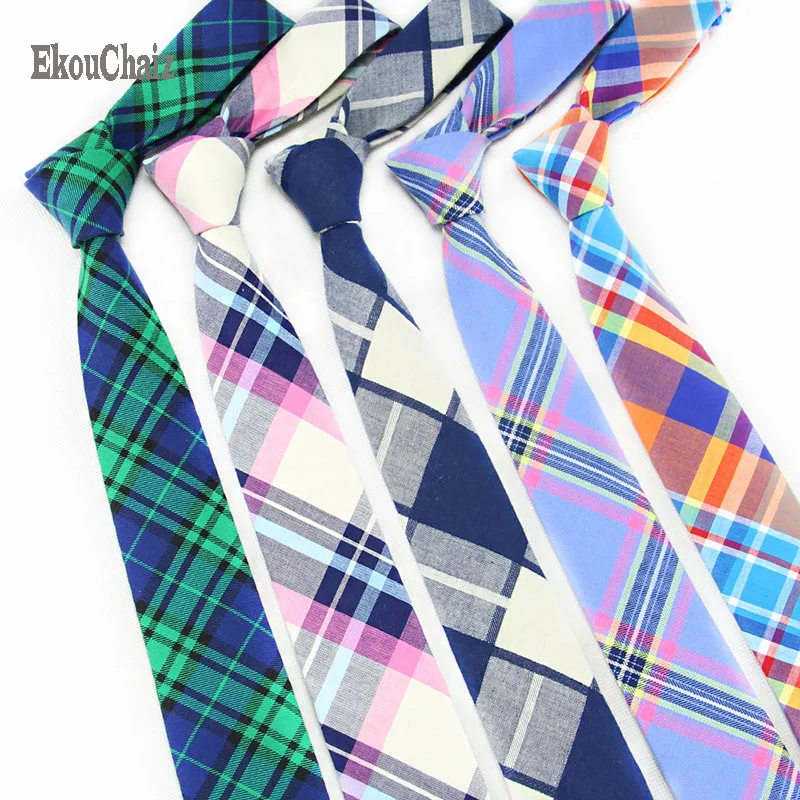 Mode Herren Krawatten Corbatas Para Hombre 6 cm England Männer Kleidung 2018 Hemd Zubehör Plaid Weihnachten Krawatte Gravatas Schlank Krawatte