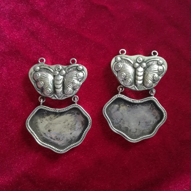 

Manual Miaoyin diy bottom supporting tray inlaid embroidered pendant pendant accessories Double butterfly lock pendant