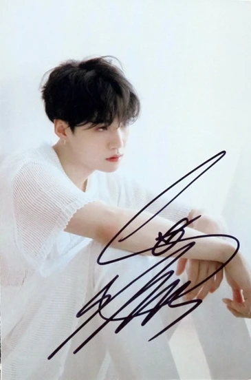 Подписанный Bangtan Boys SUGA фото с автографом LOVE YOURSELF 4*6 дюймов Бесплатная доставка