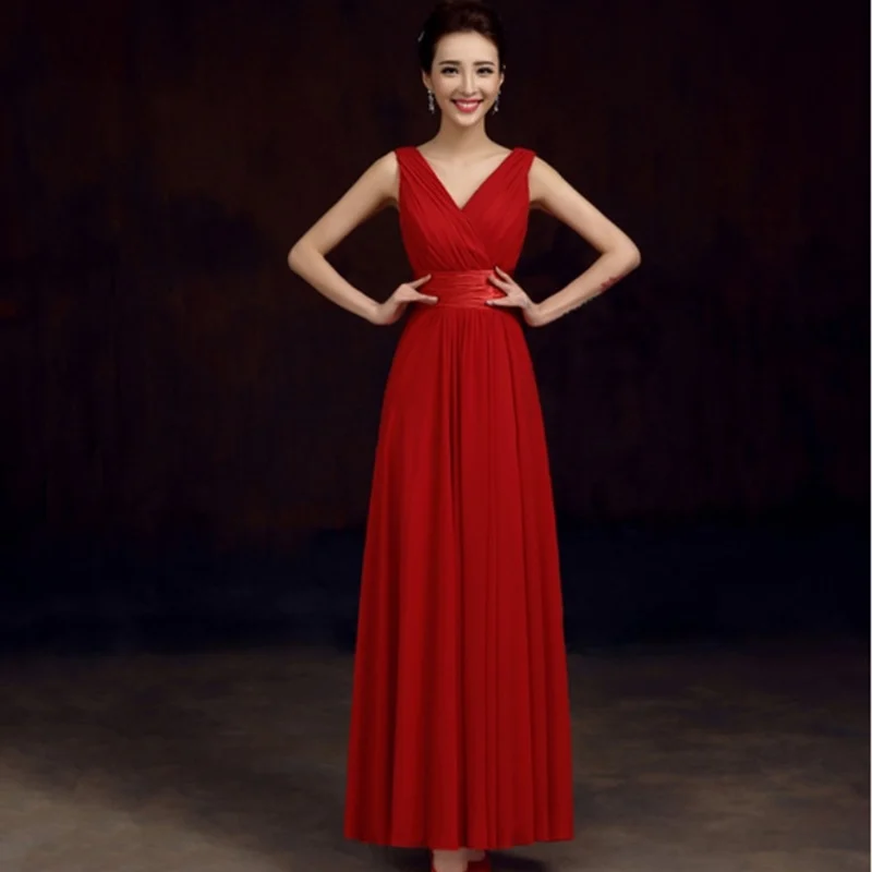 Шифоновое платье для выпускного вечера длинное однотонное без рукавов с v
