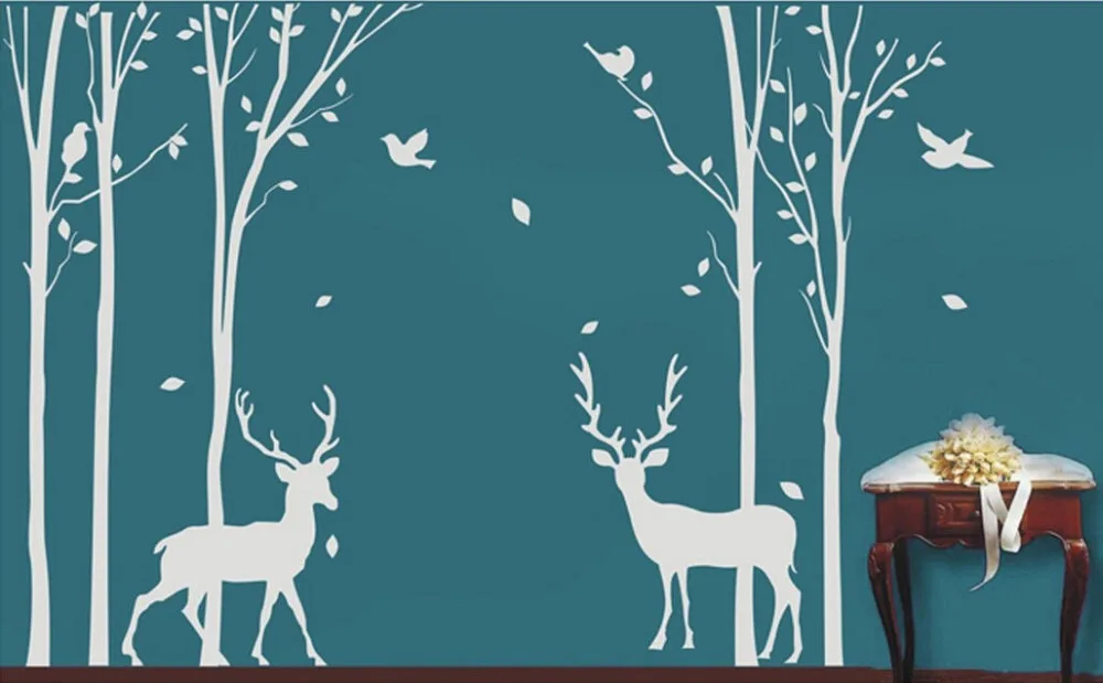 Виниловая наклейка на стену с изображением оленя березы художественная роспись