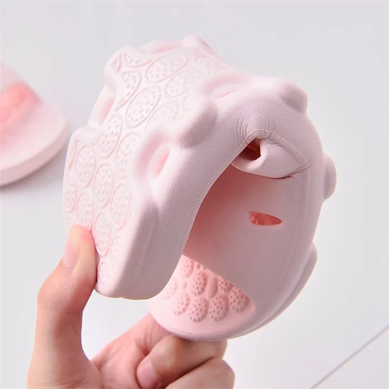 

Summer Couple Bathroom Shower Slipper Female EVA Massage Leaking Indoor Slipper Fashion Hollow Out Shoe Non-slip Unisex Slippers