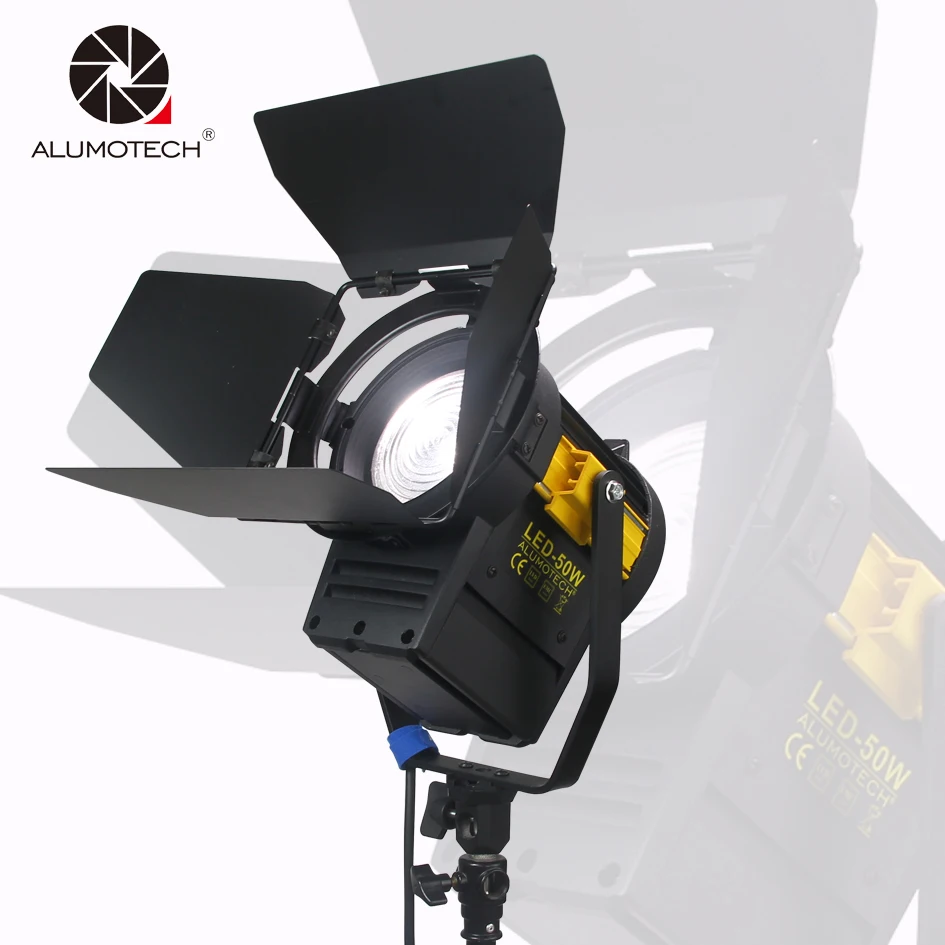 ALUMOTECH 50 Вт дневсветильник 5500K/3200K светодиодсветильник ПА френеля для кинокамеры