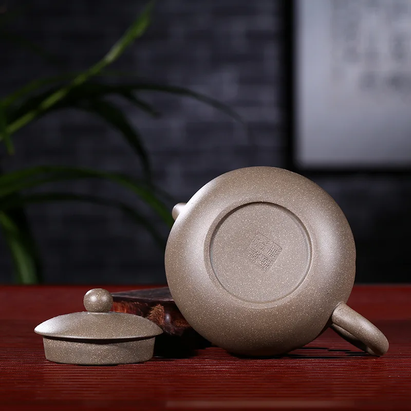 

Enameled Pottery Teapot Quality Goods Manual Raw Ore Grey Lime Section Mud Lotus Xi Shi Kettle Kungfu Online Teapot Tea Set