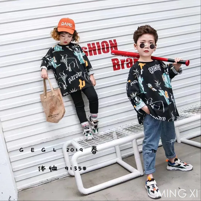Детская Весенняя Новинка 2019 года футболка с узором в стиле граффити для