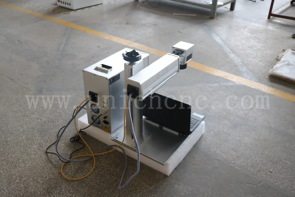 UNICHCNC высокое качество Raycus лазерный генератор волоконный лазер|laser generator|laser laserlaser