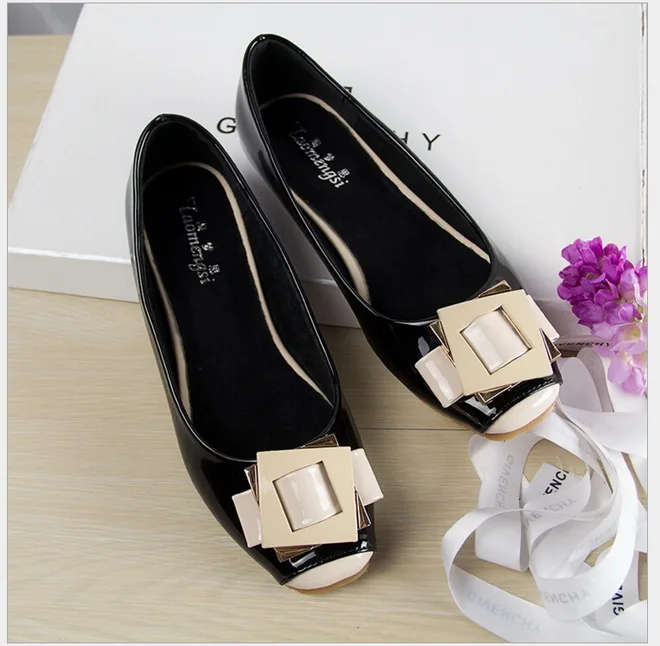 Buckle Shoes Patent Leather  Flat Shoes Black Gourd Ladle Women Flat Shoes