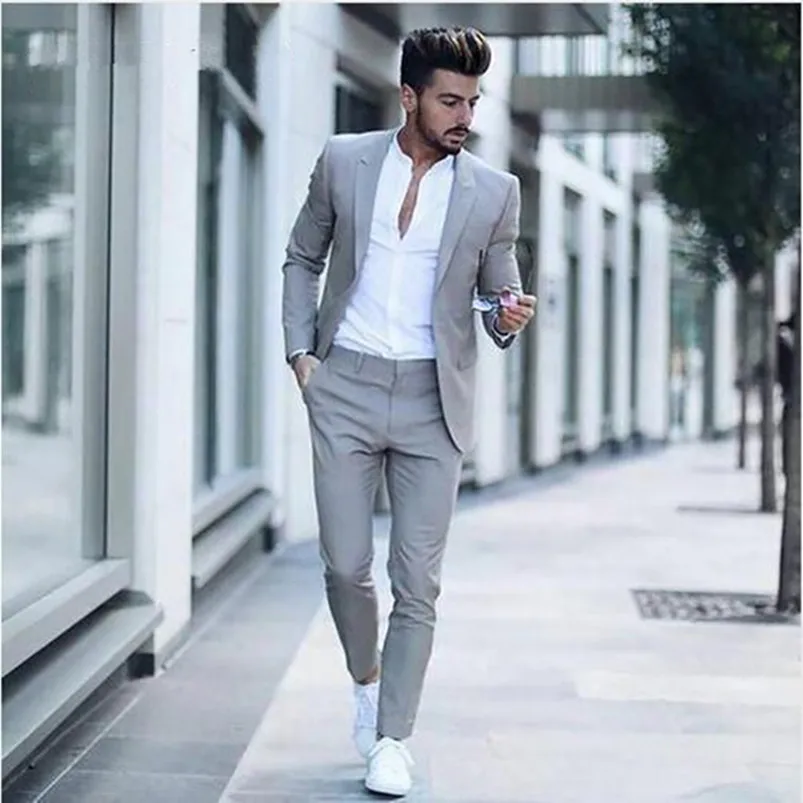 

Light Grey Men Suit 2 Pieces Formal Business Suits Slim Fit Groom Tuxedos Handsome Best Men Wedding Suits (Jacket+Pants)