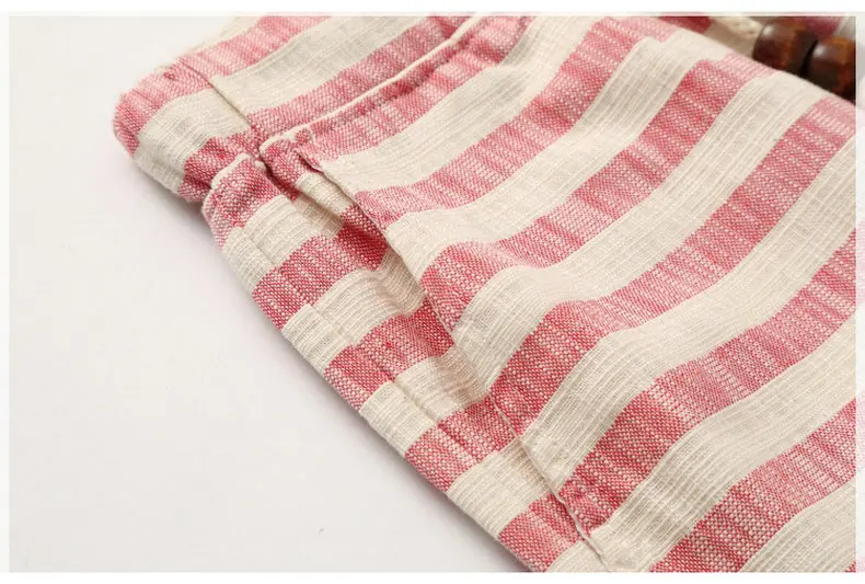 Summer New Cotton Linen Casual Shorts Men Grid Hot Mens Bermudas Shorts Comfortable Male Beach Shorts