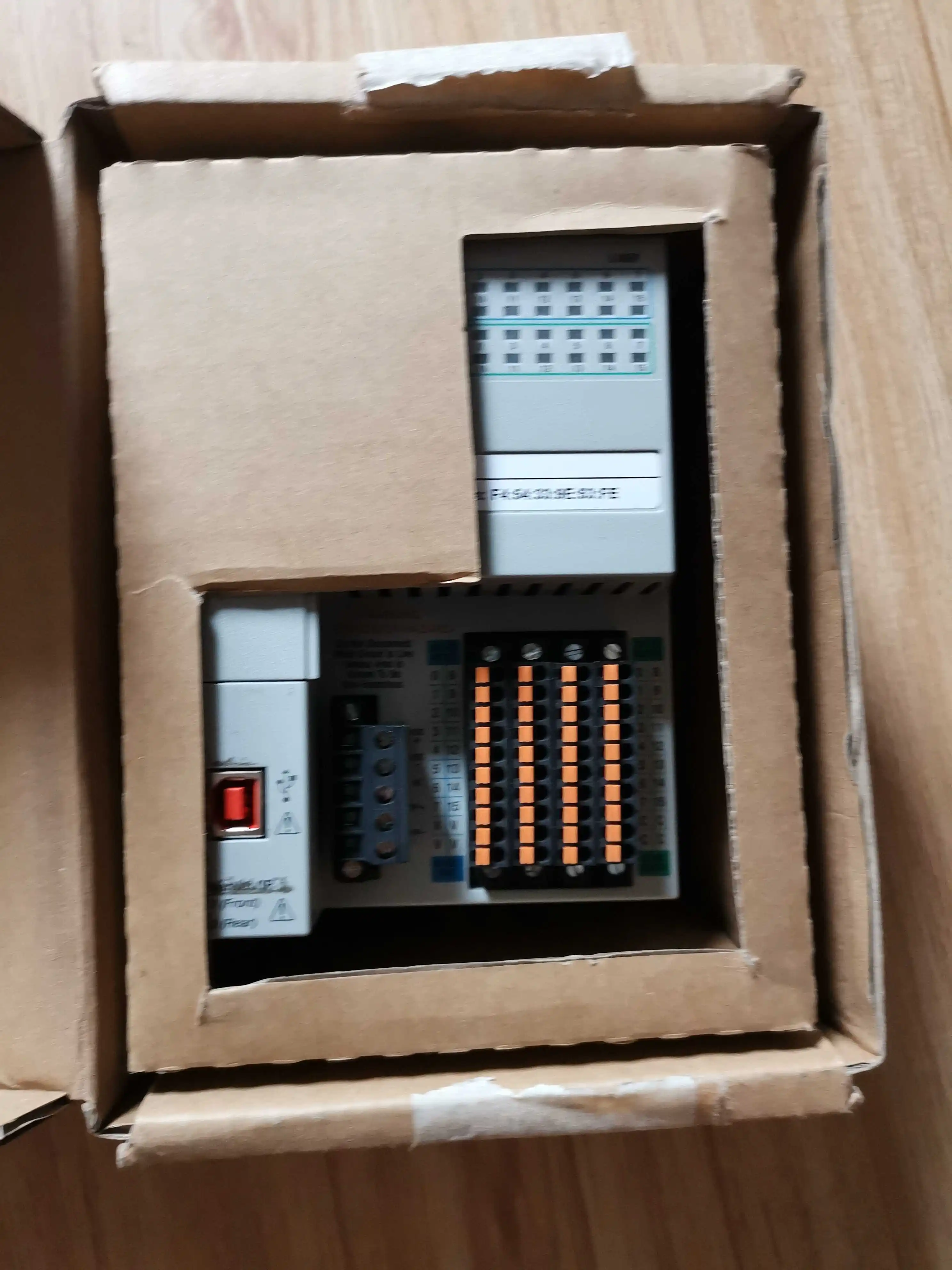 

New and Original Mint Allen Bradley 1769-L16ER-BB1B PROCESSOR CONTROLLER 384KB DI/O