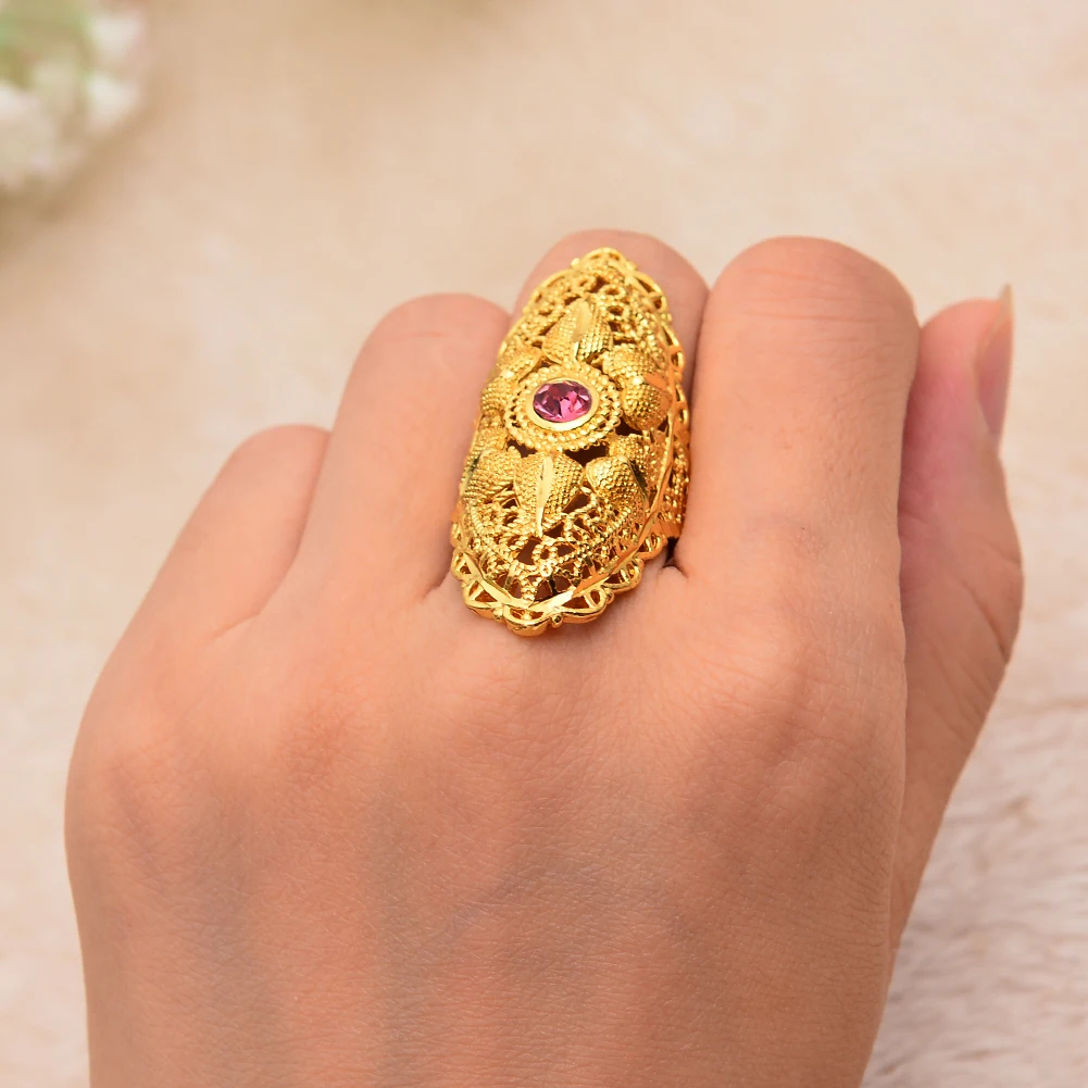 Купить Золотое Крупное Кольцо Из Оаэ