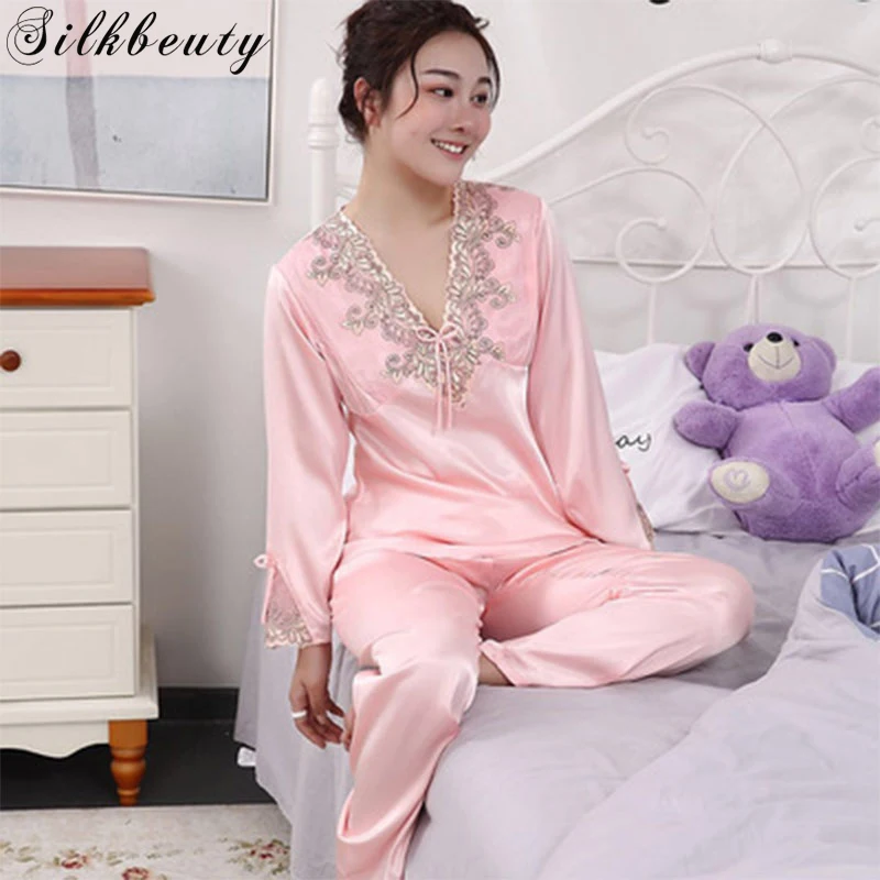 Женская пижама с длинным рукавом SILKBEUTY розовая кружевная Пижама v образным