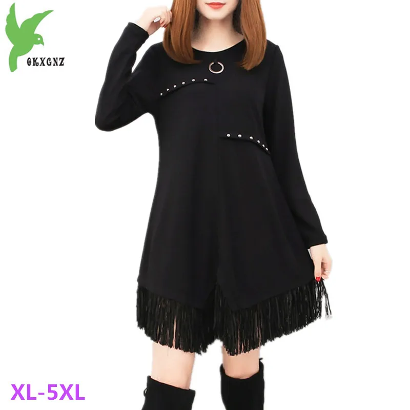 Женское платье топ средней длины с кисточками черное свободное рубашка размера